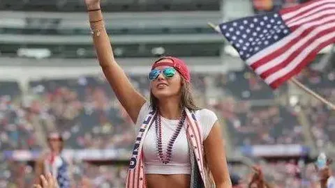 【生肖逆袭】双色球蛇年25147独家预测，兰码助你梦圆百万，一夜间蜕变为尊贵富翁！